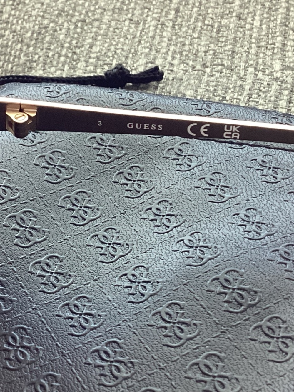 GUESS 55mm Oval Sunglasses - Picture 7 of 8